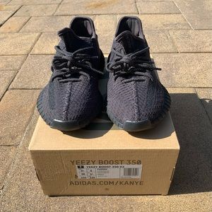 Yeezy Boost 350 V2